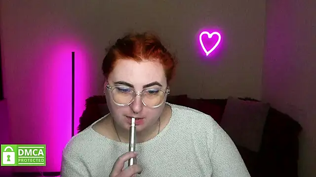 Alicia love00 online show from 11/02/25, 06:29