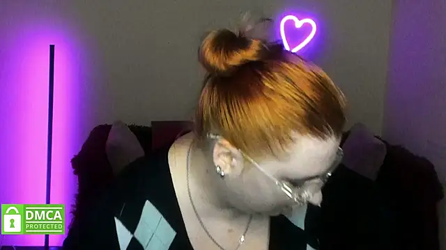 Alicia love00 online show from 11/22/25, 06:23