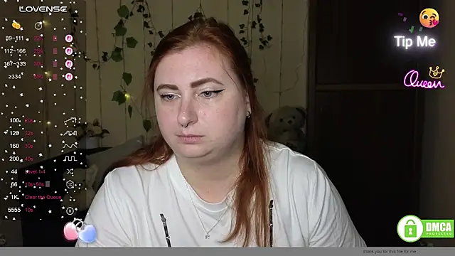 Snapshot of Alicia_love00 chatting on 06/03/26, 11:22 Alicia love00 online show from 06/03/26, 11:22