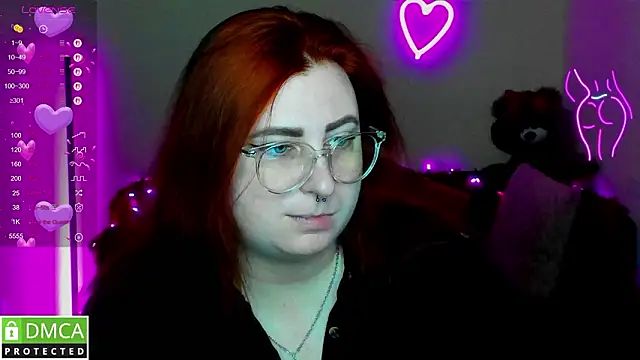 Snapshot of Alicia_love00 chatting on 03/06/26, 06:30 Alicia love00 online show from 03/06/26, 06:30