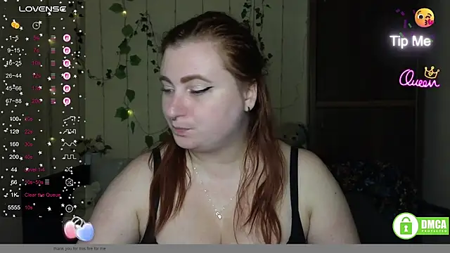 Snapshot of Alicia_love00 chatting on 06/04/26, 05:23 Alicia love00 online show from 06/04/26, 05:23