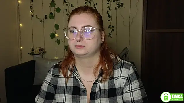 Alicia love00 online show from 10/10/25, 05:30