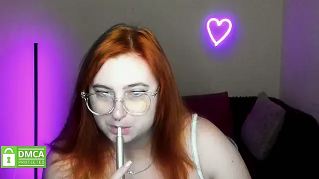 Alicia love00 online show from 10/02/25, 11:24