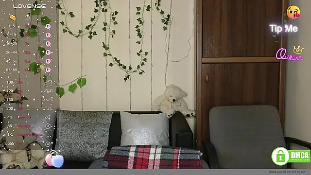 Snapshot of Alicia_love00 chatting on 04/09/26, 05:31 Alicia love00 online show from 04/09/26, 05:31