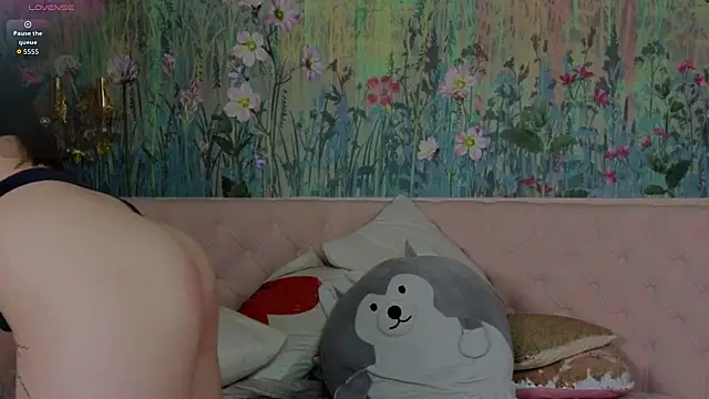 IvoryWood  online show from 03/16/26, 05:05