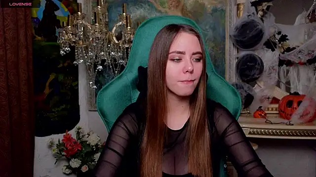 IvoryWood  online show from 11/04/25, 05:06