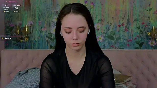 IvoryWood  online show from 03/18/26, 04:52