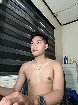 Helleron online show from 03/18/26, 09:12