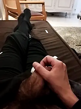 Snapshot of idhem___31 chatting on 02/25/26, 08:03 idhem 31 online show from 02/25/26, 08:03