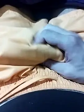 Snapshot of idhem___31 chatting on 02/10/26, 05:56 idhem 31 online show from 02/10/26, 05:56