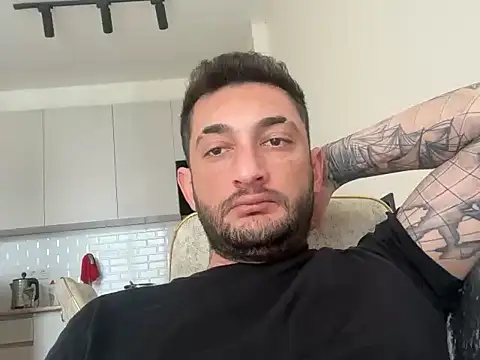 Snapshot of SARSILMAZ_HOME chatting on 05/02/26, 10:42 SARSILMAZ HOME online show from 05/02/26, 10:42