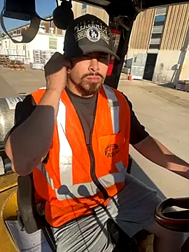 PuttieIn online show from 09/26/25, 01:51