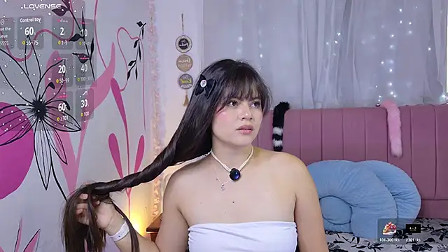 sukilove18 online show from 05/19/26, 10:28