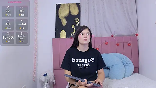 sukilove18 online show from 02/25/26, 11:37