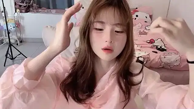 gougou77 online show from 04/12/26, 01:58