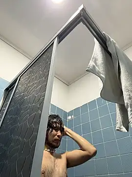 Luxx 14 online show from 09/25/25, 03:51