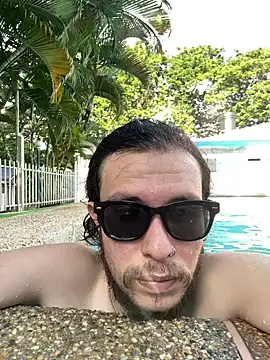 Luxx 14 online show from 11/30/25, 09:26