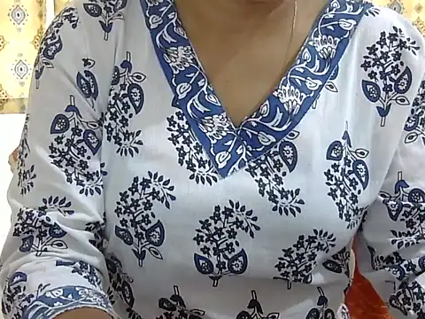 Snapshot of CHAMELI4747 chatting on 07/12/26, 06:14 CHAMELI4747 online show from 07/12/26, 06:14