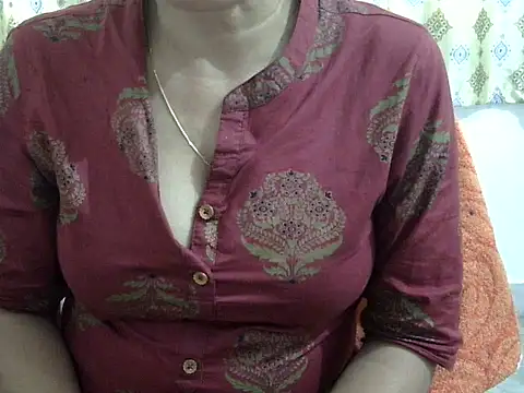 CHAMELI4747 online show from 02/02/26, 09:08