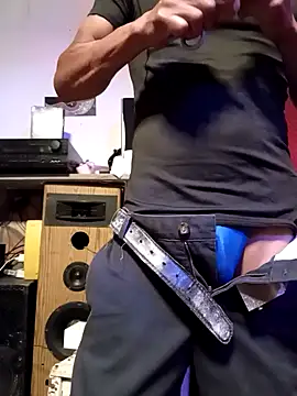 Snapshot of Oaxhot chatting on 09/29/25, 10:15 Oaxhot online show from 09/29/25, 10:15