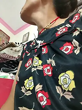 ISHANI-SINGH online show from 10/05/25, 02:57