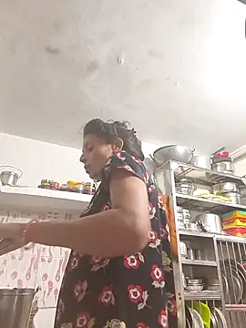 ISHANI-SINGH online show from 10/19/25, 05:48