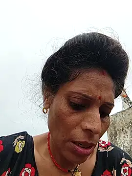 ISHANI-SINGH online show from 10/01/25, 02:27