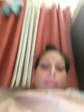 ISHANI-SINGH online show from 11/08/25, 03:04