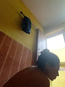 ISHANI-SINGH online show from 10/25/25, 02:55