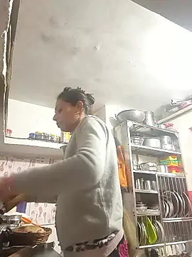 ISHANI-SINGH online show from 01/08/26, 03:34