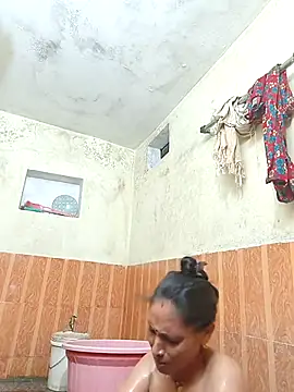 ISHANI-SINGH online show from 10/09/25, 04:07