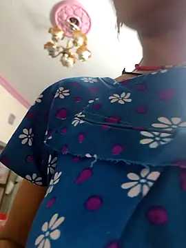 ISHANI-SINGH online show from 04/24/26, 02:30