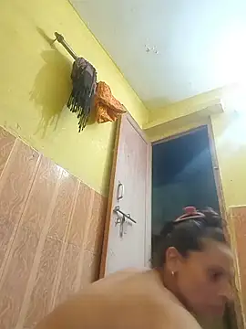 ISHANI-SINGH online show from 07/17/26, 02:58