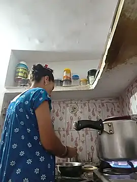 ISHANI-SINGH online show from 07/15/26, 02:13