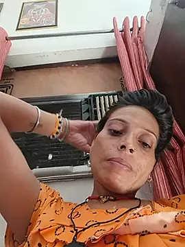 ISHANI-SINGH online show from 06/27/26, 10:43