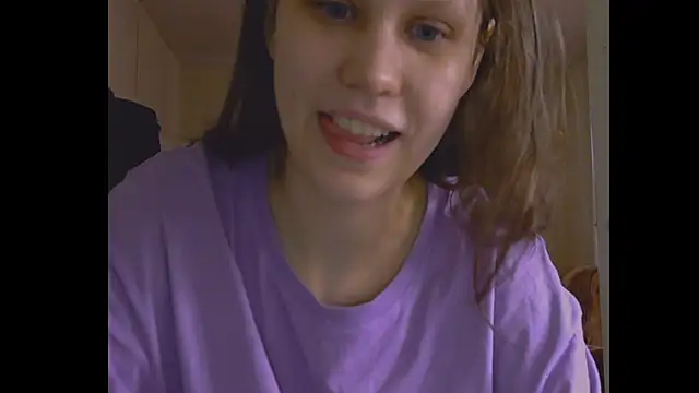 Lunliss online show from 07/19/26, 04:21