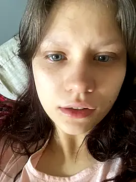 Lunliss online show from 09/27/25, 09:26