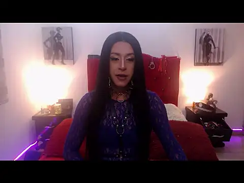 Snapshot of CharlotteBrooks chatting on 06/11/26, 08:17 CharlotteBrooks online show from 06/11/26, 08:17