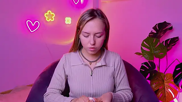 CindySparkl online show from 04/29/26, 04:16