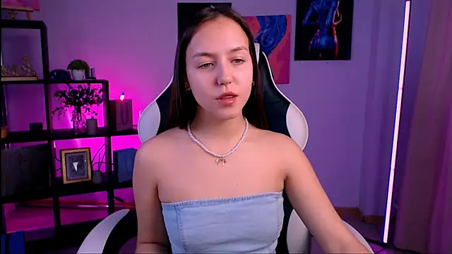 CindySparkl online show from 12/19/25, 03:54