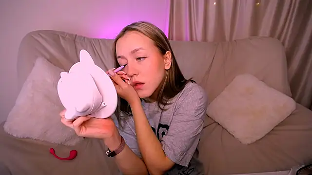 CindySparkl online show from 03/02/26, 04:57