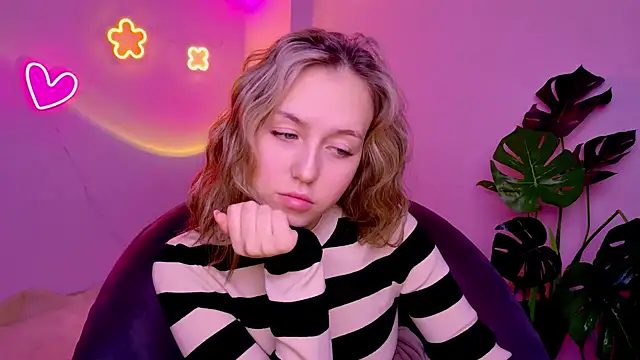 CindySparkl online show from 03/31/26, 03:30