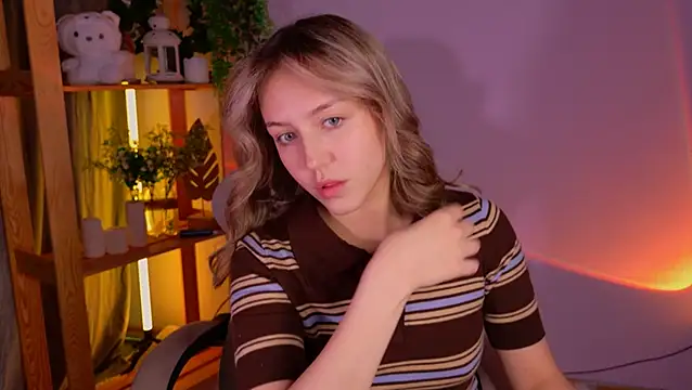 CindySparkl online show from 05/31/26, 04:18