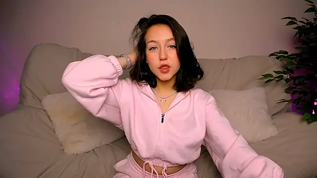 CindySparkl online show from 11/24/25, 03:28