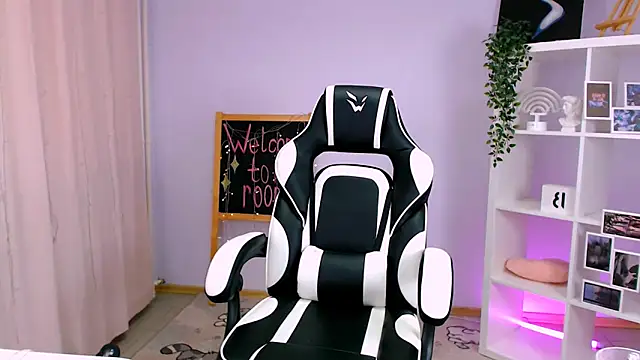 CindySparkl online show from 09/25/25, 06:30