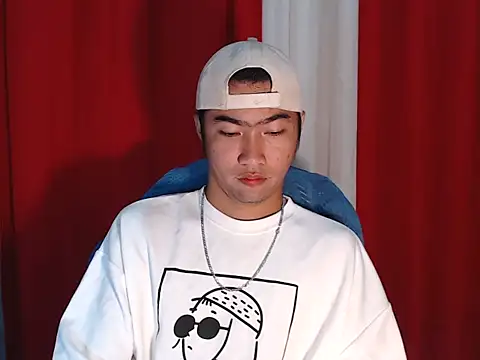 Snapshot of Siege_cum69 chatting on 02/05/26, 04:58 Siege cum69 online show from 02/05/26, 04:58