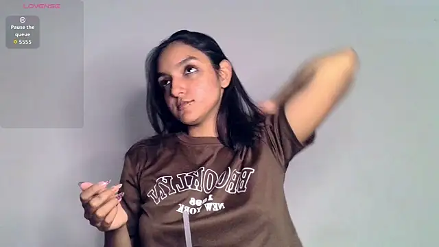 Ari 20  online show from 05/28/26, 04:09