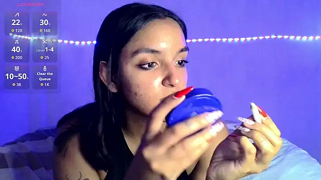 Snapshot of Ari_20_ chatting on 04/09/26, 09:10 Ari 20 online show from 04/09/26, 09:10