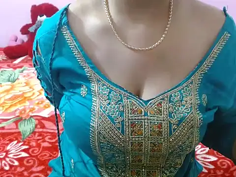 Hot anika  online show from 02/09/26, 12:52