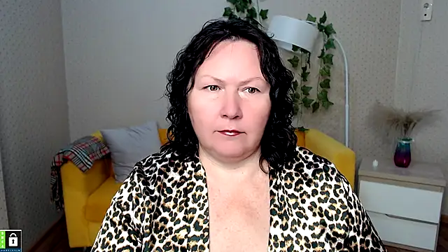 milf hornys online show from 11/10/25, 04:23